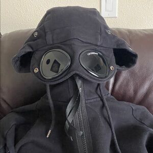 Meet your Posher, Joser